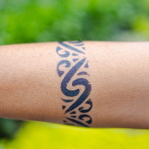 Huki tattoo in the hand